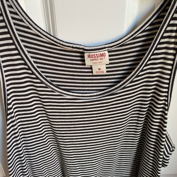 Mossimo Supply Co Striped Razorback Casual Dress - Picture 2 of 3